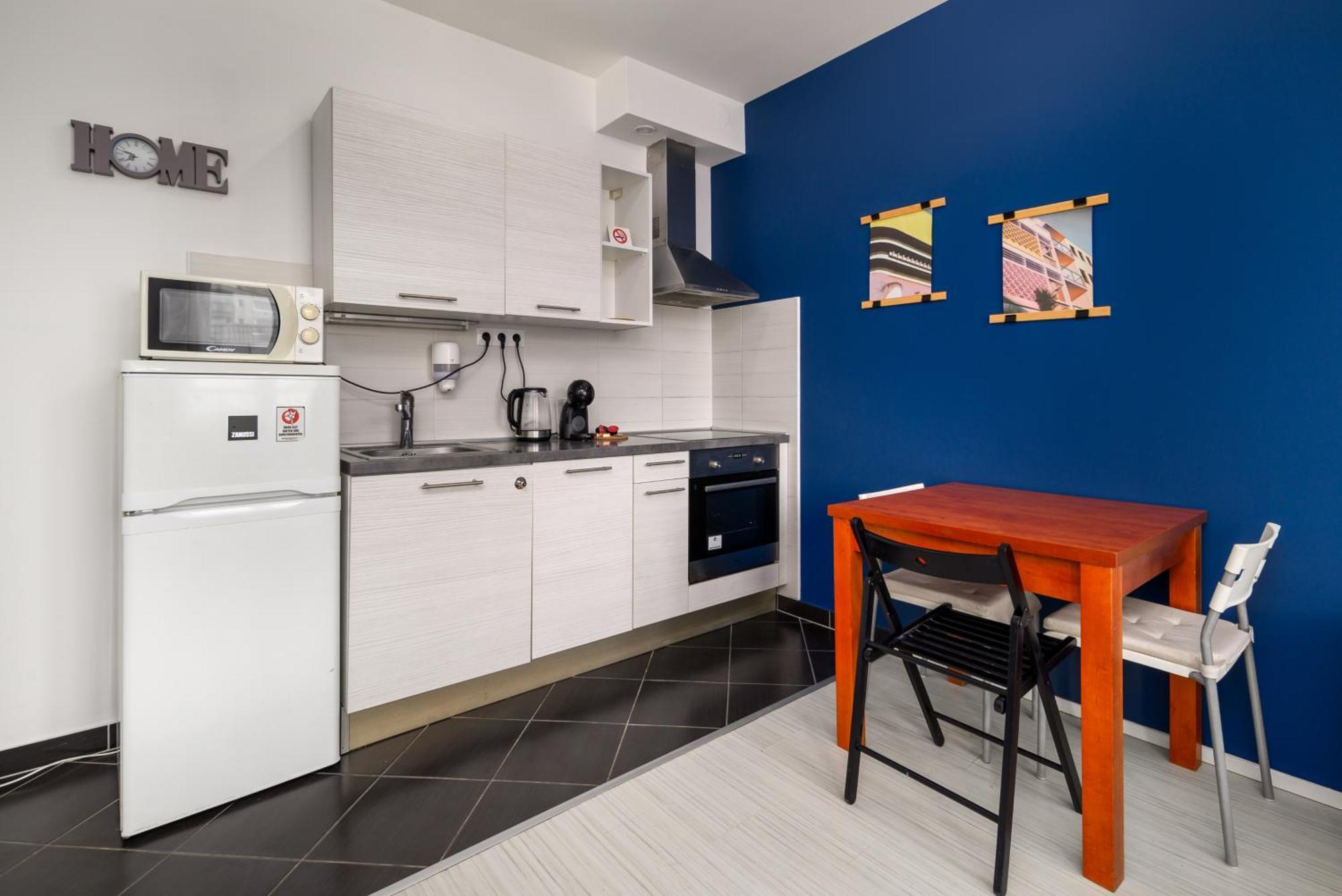 Sun Resort Residential Suite-Free Parking Garage Same Building Budapest Esterno foto
